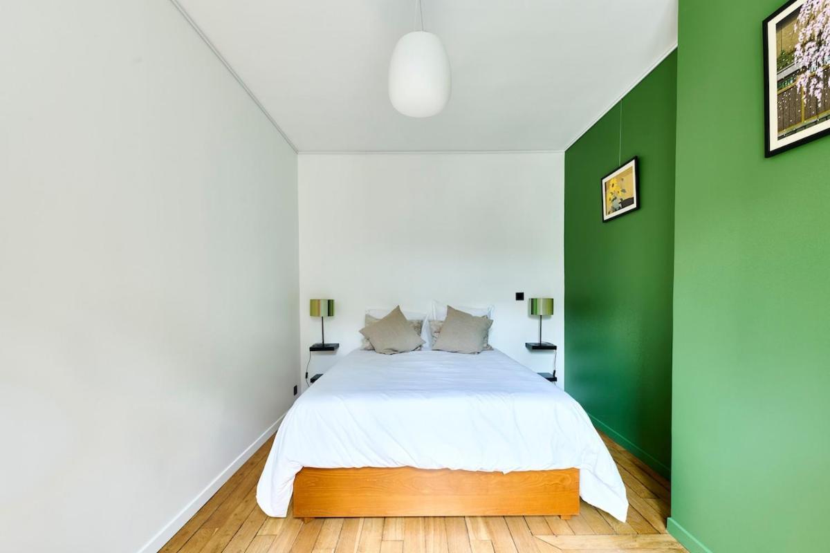 Appartement Le Grand Marais Metro Lines 1, 5, 8 Parijs